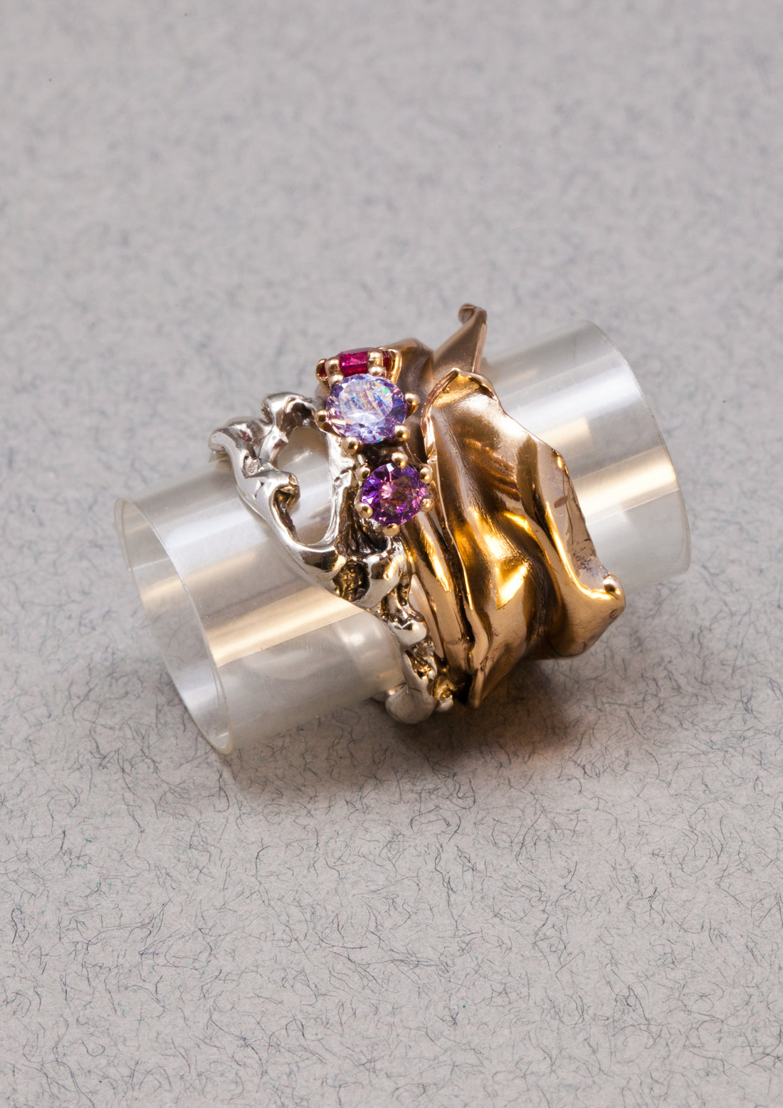 Daphne ring