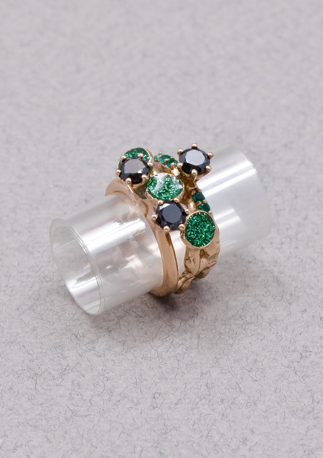 Paraphernalia ring