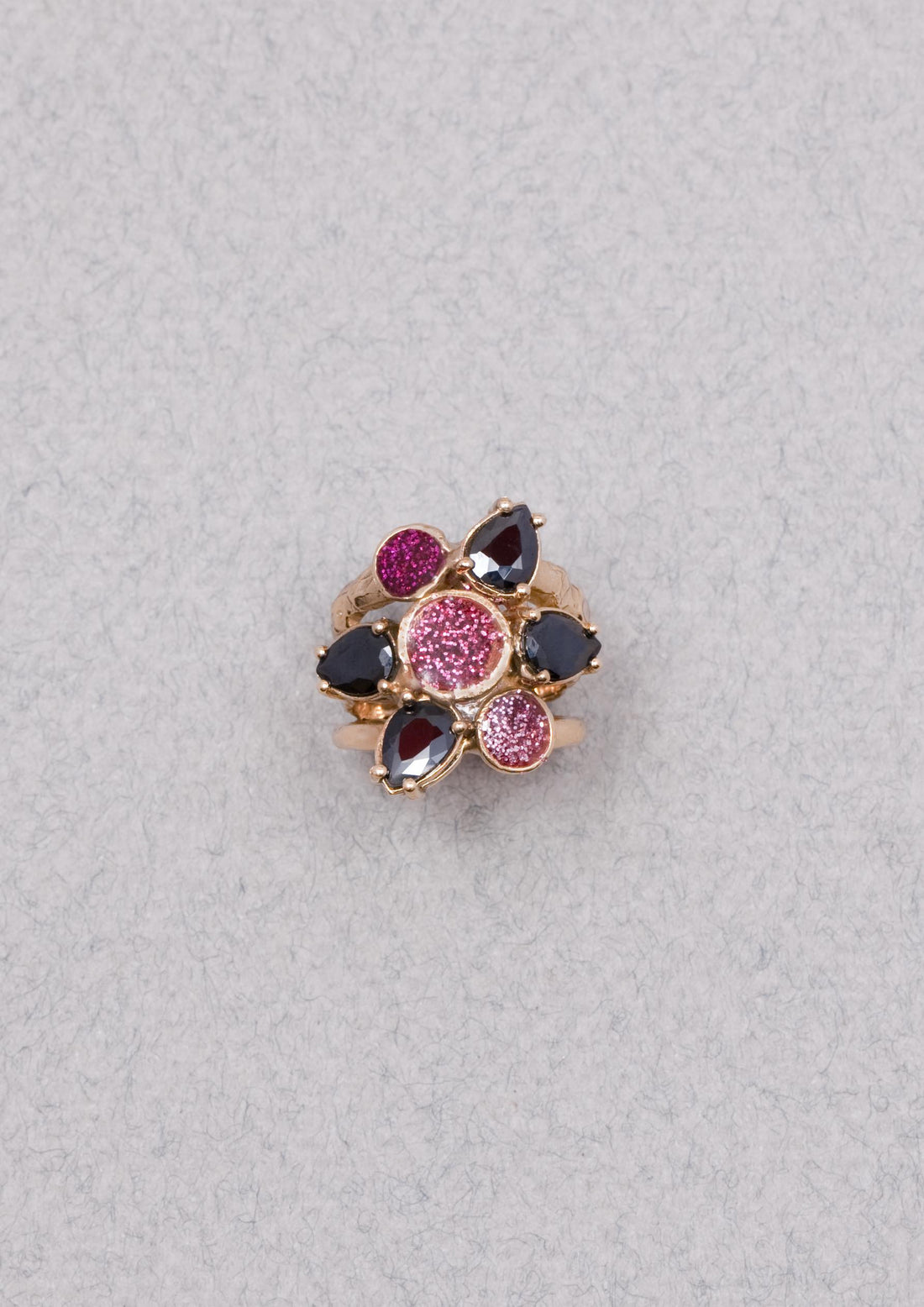 Paraphernalia ring