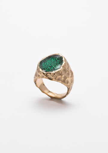 Green sigillum ring