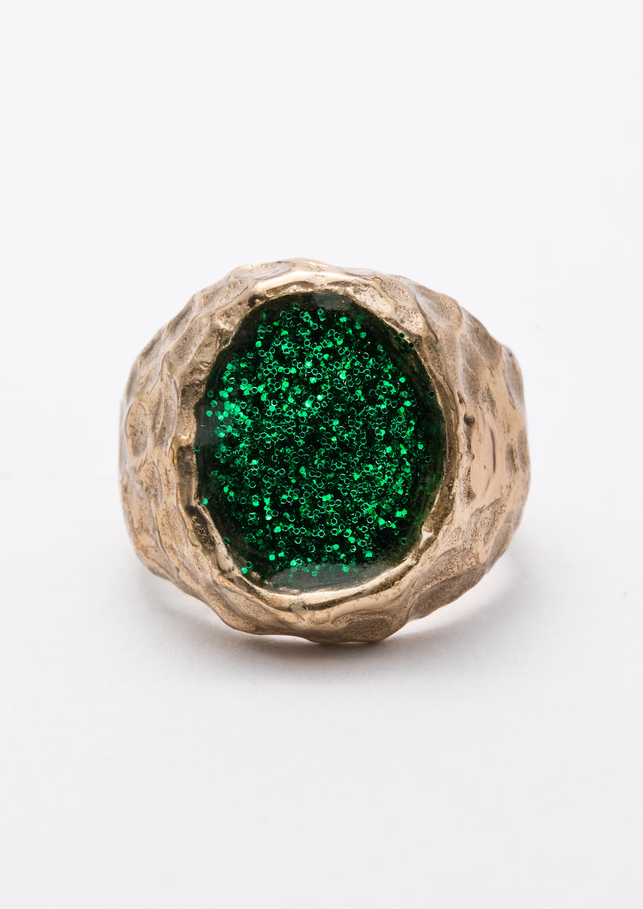 Green sigillum ring