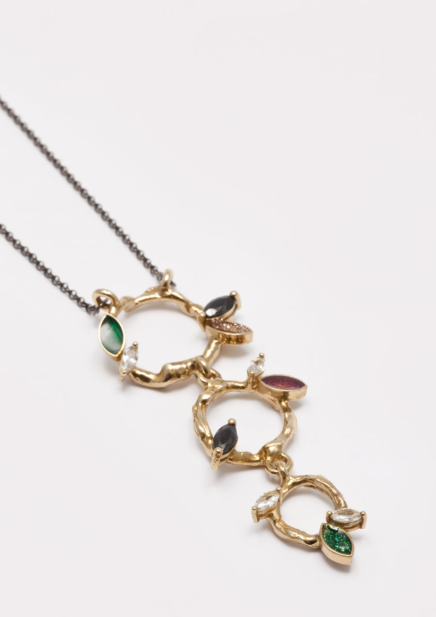 Roheo necklace