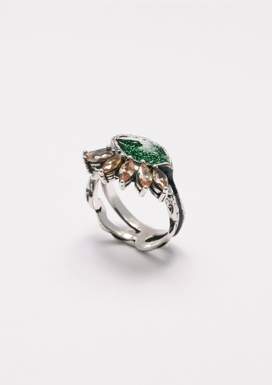 Green Amaranta ring